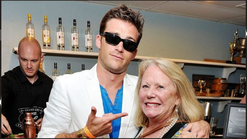 Jocelyn Reeves mère de Scott Eastwood Google Plus