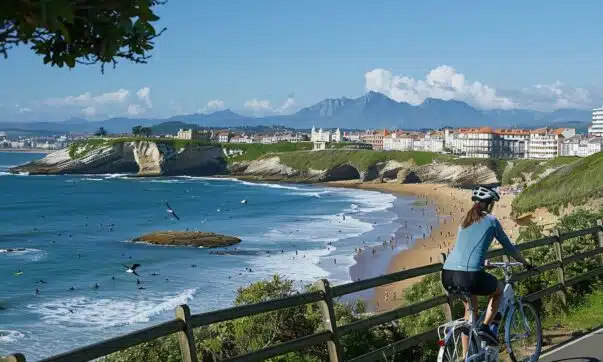 Explorez Biarritz à vélo : tout savoir sur la location de vélos dans cette ville incontournable