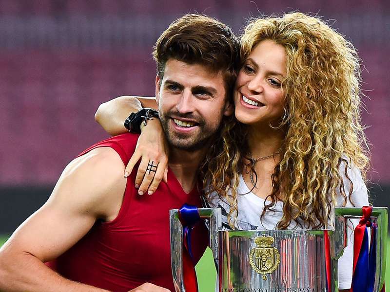 Quel âge a Shakira et qui est son petit ami, Gérard Piqué ?